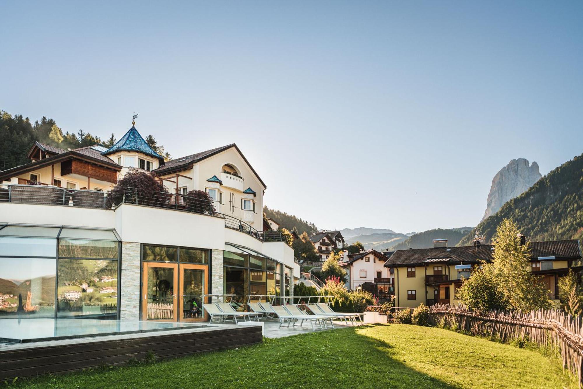 Alpenheim Charming&Spa Hotel St. Ulrich in Gröden Exterior foto